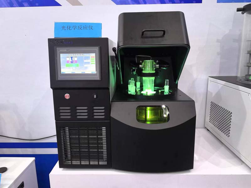 光化學反應儀（能量顯示控溫）
